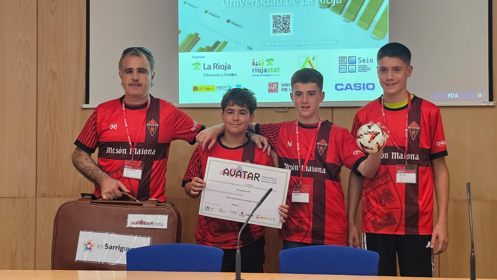 Campeones de la fase nacional de AVATAR 2025.